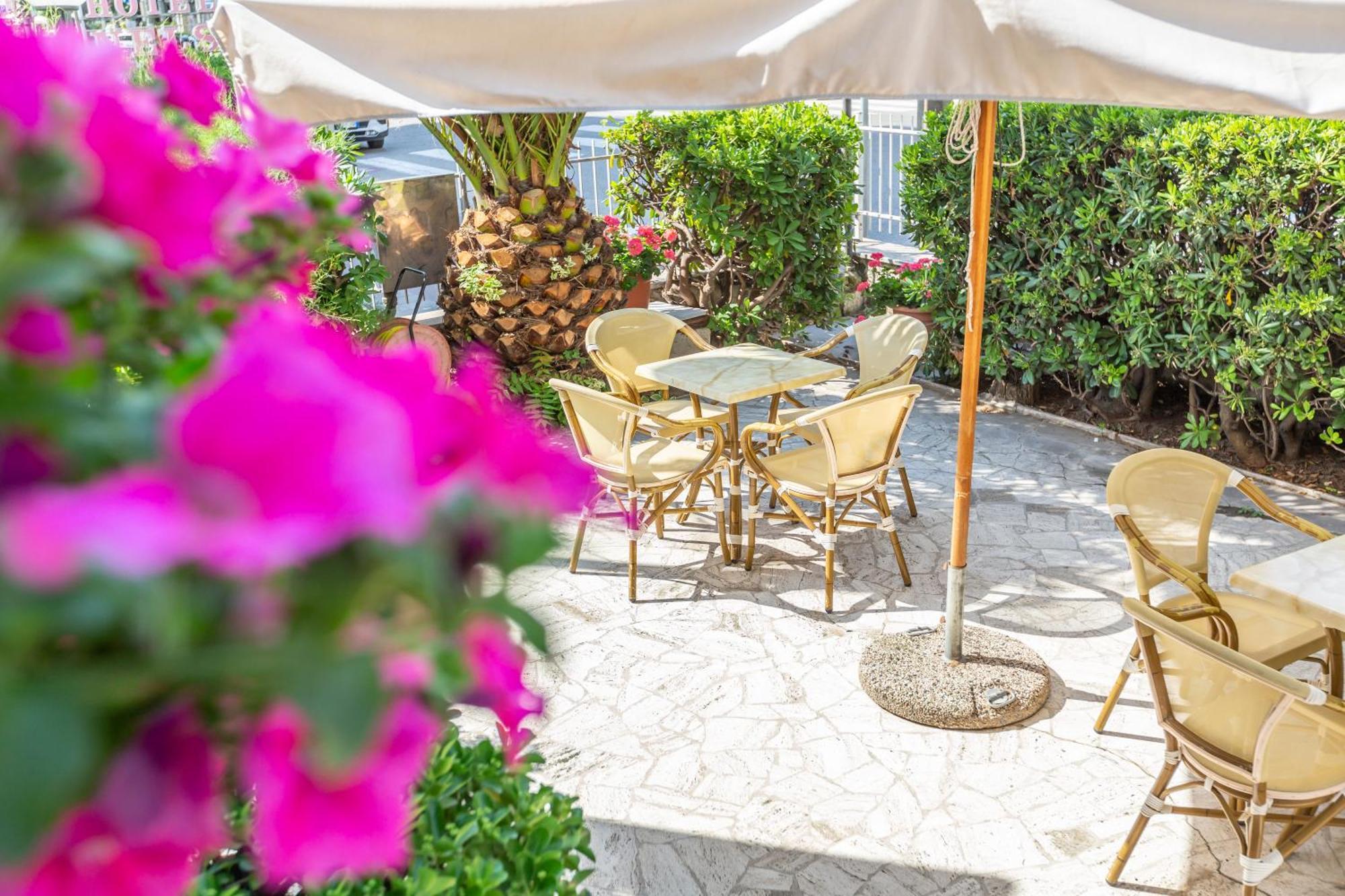 Hotel Haway 리미니 외부 사진